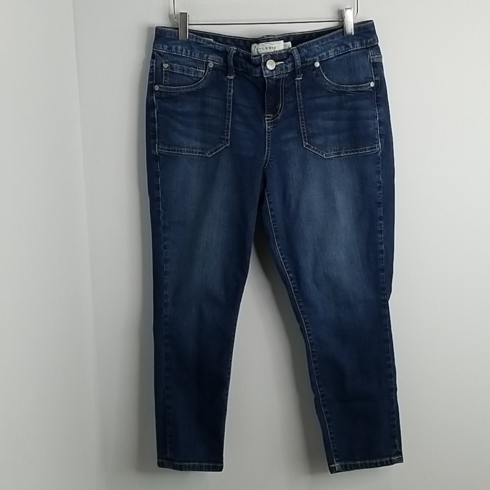TORRID size 12 skinny crop jeans